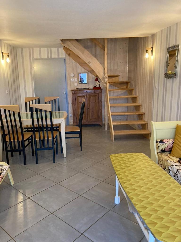 Bed and Breakfast Doupassage La Chatelaine Exterior foto